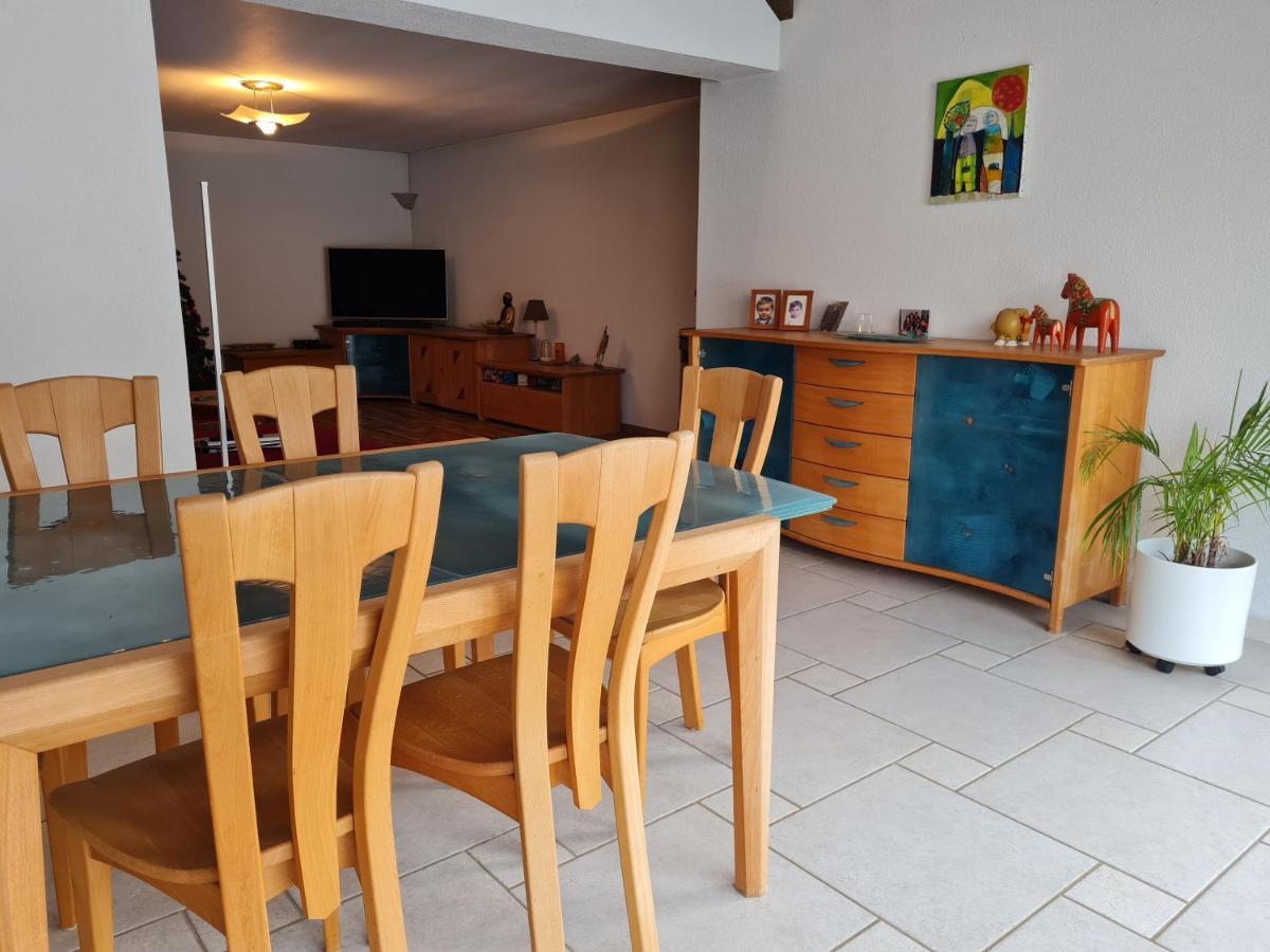Ferienwohnung Repos Rouge-Plaisir Au Milieu Des Chevaux Kembs Exterior foto